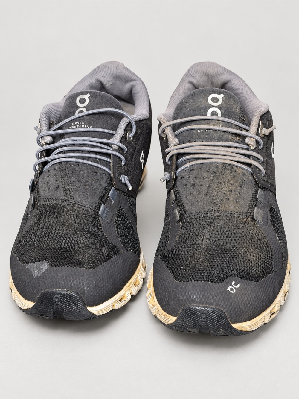 On Running Woman’s Sneakers in Black with Cream Sole